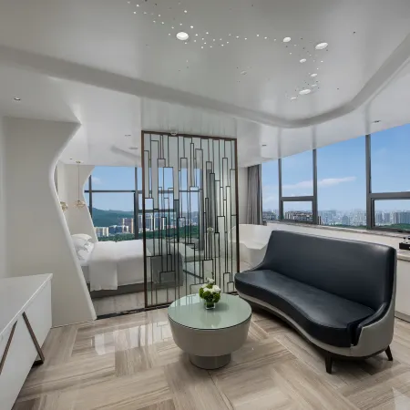 Yun Sky Garden Hotel (Jingmen Wanda Plaza Branch)