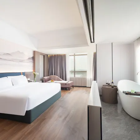 Victoria International Hotel ViCTORIAINTERNATIONALHOTEL (Maoming Dianbai Xinhu 2nd Road)