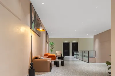 샤먼 시아위 치엔쉰 호텔 (비엔티안 시티 철도역) 난후 공원 주변 호텔