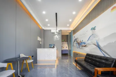 Qixin Smart Hotel (Wanning High Speed Railway Station) Hotels near Wanning Railway Station