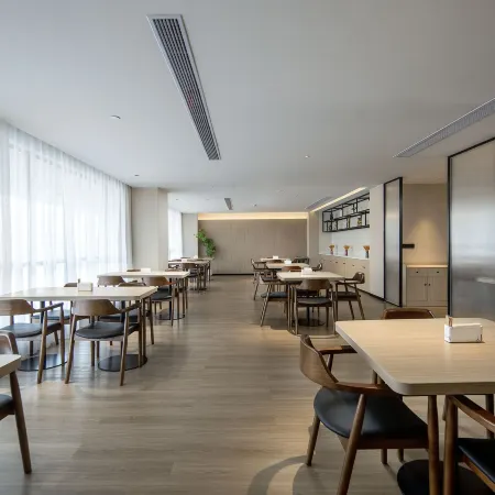 NaIdue Inn , Jingjiang Xingangcheng