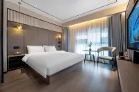 Yike China Hotel (Jingdezhen Taoxichuan Creative Plaza)