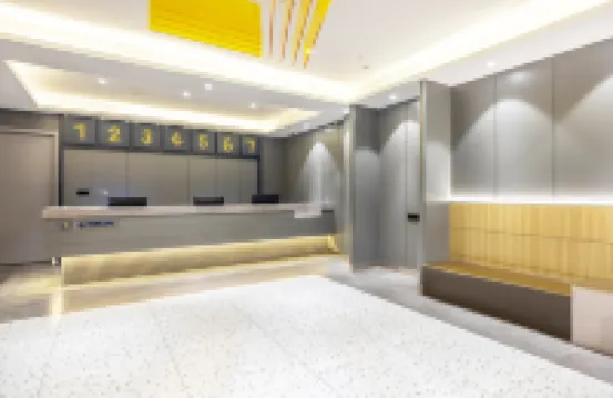 7 Days Premium Hotel (Lanzhou West Railway Station Central Store)