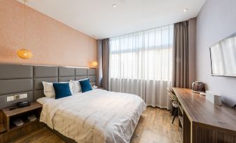 Holiday Boutique Hotel (Zhangjiagang Chang'an Middle Road)