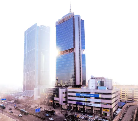 Shandong News Hotel (Quancheng Square Daming Lake Branch)