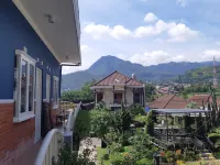 Sekar Gambir Homestay Hotels in Batu