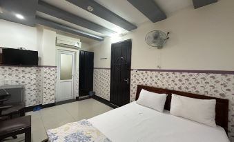 Super OYO 406 Royale Parc Inn & Suites