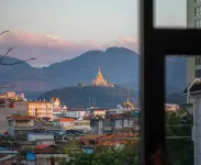 City Comfort Inn Hotel (Dehong Mangshi Square)