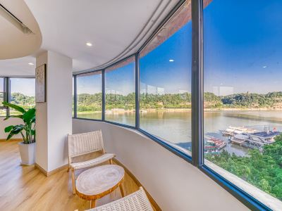 Jiangshang Lingyun · Qingwan Hotel (Zhanggong Bridge Shangzhongshun Gourmet Street)