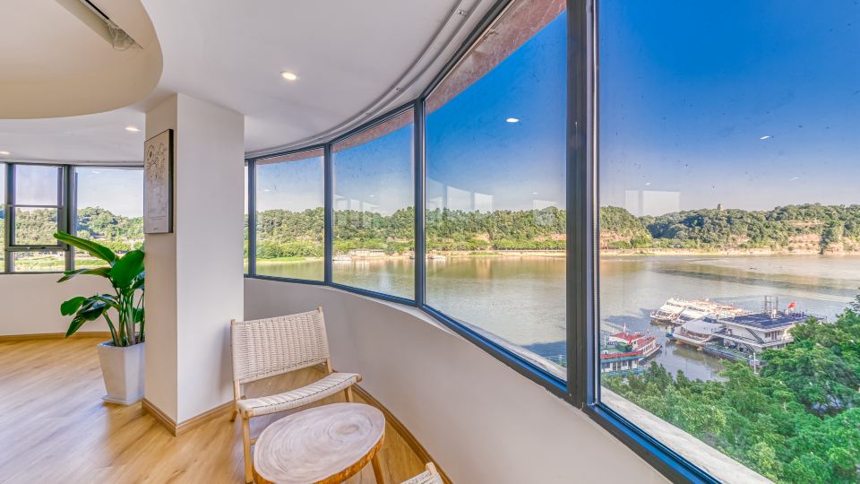 Jiangshang Lingyun · Qingwan Hotel (Zhanggong Bridge Shangzhongshun Gourmet Street)