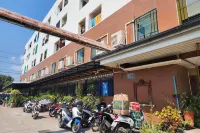 Kim Hotel at Bangplong Hotel a Bang Prong