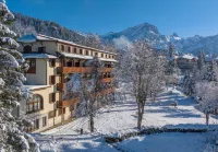 Villars Lodge Hotels in Ојон