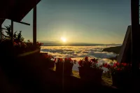 Hotel Mystic Mountain - Mountain view