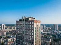 重慶潼鋮之光飯店（潼南店） 重慶長途汽車運輸有限責任公司潼南分公司附近的飯店