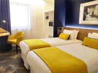 B&B HOTEL Paris 17 Batignolles