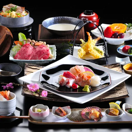 Kaigaku Onsen Resort Shirahama Отели рядом с достопримечательностью «Рынок Тореторе»