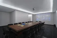 Ankang Yinghu Xiaoyin Resort Hotel