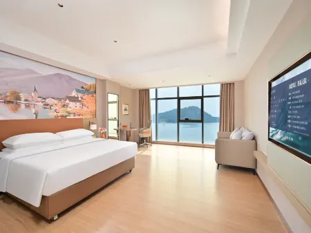 Vienna Hotel (Shanwei Feicui Bay)