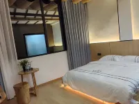 Tian Yin Mountain Residence (Huangguoshu Waterfall Store)