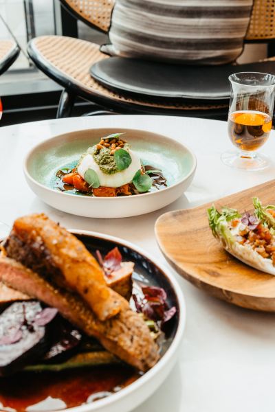 料理 ワッサートゥルム ホテル ケルン キュリオ コレクション by ヒルトンの写真