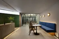 The May  Hotel - breakfast