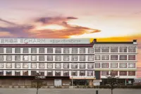 Echarm Hotel (Gyantse Zongshan Ancient Fortress) Hotels in Gyantse County