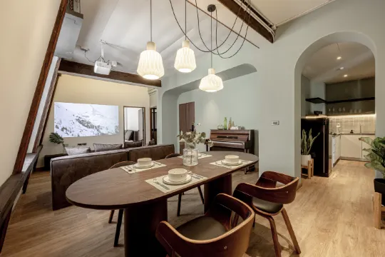 ห้องสวีทอพาร์ทเมนท์ 2 ห้องนอน (ชั้น 4)