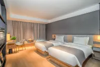 Pero Hotel (Qingdao Huangdao District Langyatai Road Qingdao Gaotie West Station) Hotels near Zhuozhuo Store