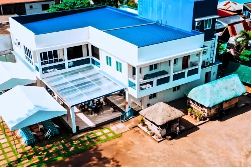 Hip Nautic Beach Resort Powered by Cocotel Hotels in Lian