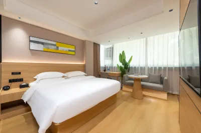 Jinyue Hotel (Guilin Liangjiang Sihu East and West Lane) Hotels near Two Rivers and Four Lakes