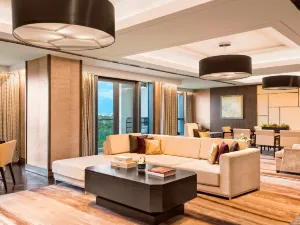 Manila Marriott Hotel at Newport World Resorts