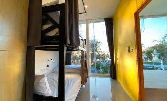 Fishtail Hostel Phuket