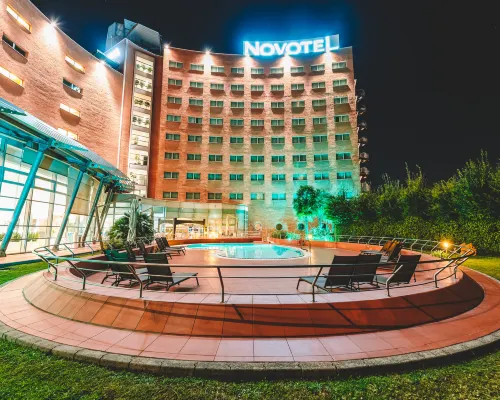 Novotel Venezia Mestre Castellana Hotels near Carpenedo