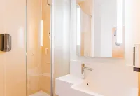 B&B Hotel Poitiers 3 Futuroscope Hotels in Vienne