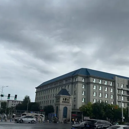 Chifeng Xibo Yuncheng Homestay (Wanda Plaza Chifeng Hongshan)