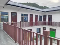 Maijishan Yongshun Manor Hotels near Ruiying Temple