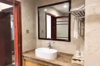 Shengchang Hotel - غرفة مطلة على الجبل
