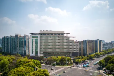 Zhongtian Phoenix Hotel (Changzhou Dinosaur Park Global Harbor) Hotels in Changzhou