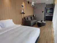 Tangfang Volcano Stroll Space Cabin Camping Site Hotels in Datong
