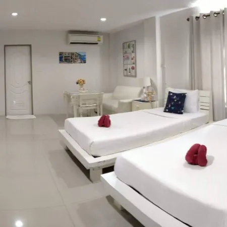 Chic Hotel  Suratthani