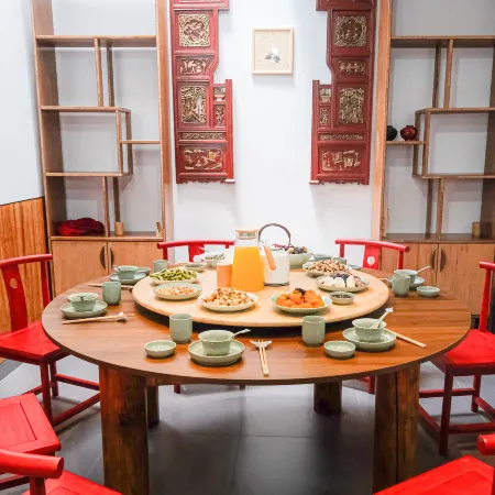 Zhuji Anzhiju Homestay