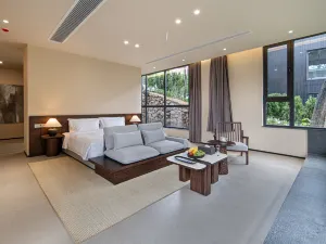 Lishan Left Bank Ring Mountain Wild Luxury Private Hot Spring Homestay