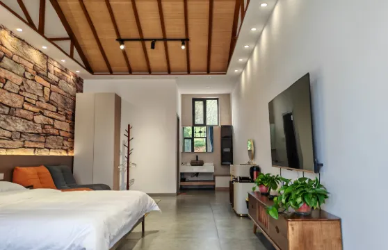 固陽山腳下民宿