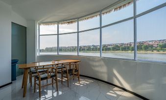 Shuishang Yijia Homestay