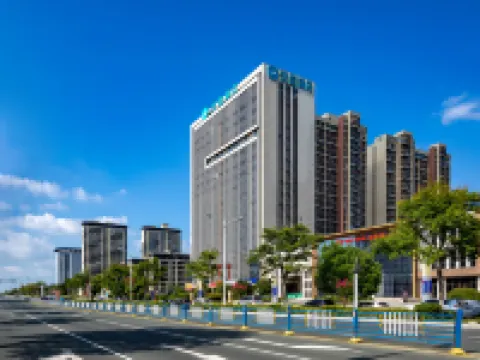 HanTing Hotel (Xinyang Luoshan Stadium)