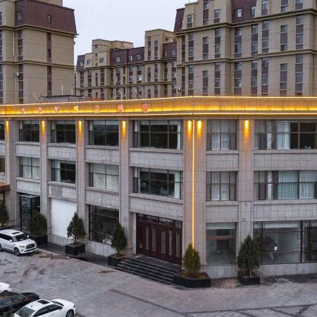 Mingshihui Zhenpin Hotel (Longshou Lake Park)