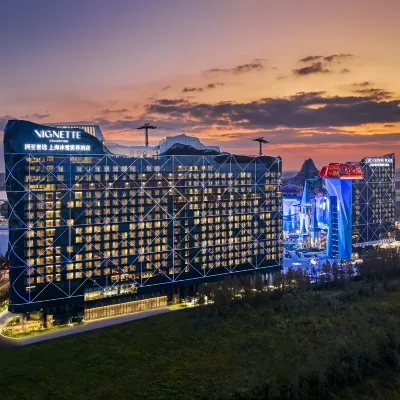 Vignette Collection SHANGHAI SNOW WORLD HOTEL by IHG Hotels near Shanghai Haichang Ocean Park