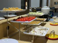 Lequ Zhixuan Hotel (Guanghan Night Market North Railway Station) Hotels in Guanghan