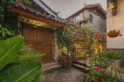 Floral Hotel·Lima Rongtai holiday home stay (Lijiang Shuhe Yishan sightseeing shop) Hotels in Lijiang