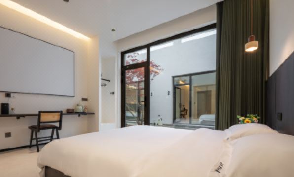 Caiyun Home (Tongzhou Universal Resort Beijing Branch)